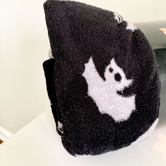 Halloween Bat Black and Gray Cozy Throw Blanket - Picture 3 of 5